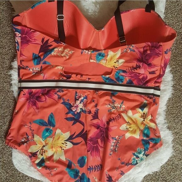 BOUTIQUE floral one piece swim suit Size 3X - Picture 6 of 9